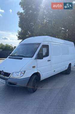 Грузовой фургон Mercedes-Benz Sprinter 2004 в 
