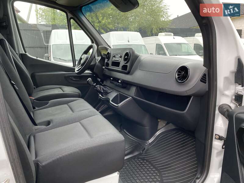 Грузовой фургон Mercedes-Benz Sprinter 2020 в Хусте