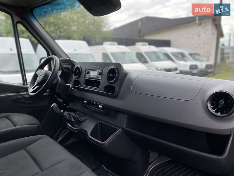 Грузовой фургон Mercedes-Benz Sprinter 2020 в Хусте