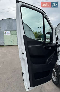 Грузовой фургон Mercedes-Benz Sprinter 2020 в 