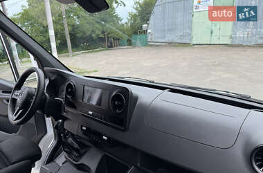 Грузовой фургон Mercedes-Benz Sprinter 2020 в 