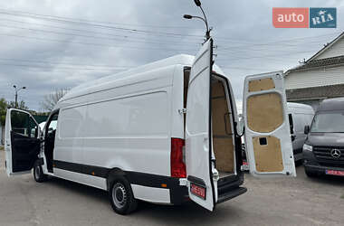 Грузовой фургон Mercedes-Benz Sprinter 2020 в 