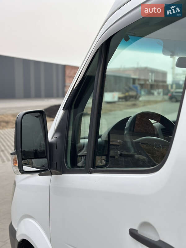 Грузовой фургон Mercedes-Benz Sprinter 2017 в Хмельницком