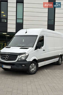 Грузовой фургон Mercedes-Benz Sprinter 2017 в 