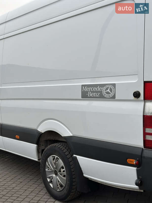 Грузовой фургон Mercedes-Benz Sprinter 2017 в Хмельницком