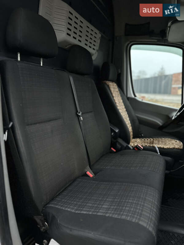 Грузовой фургон Mercedes-Benz Sprinter 2017 в Хмельницком