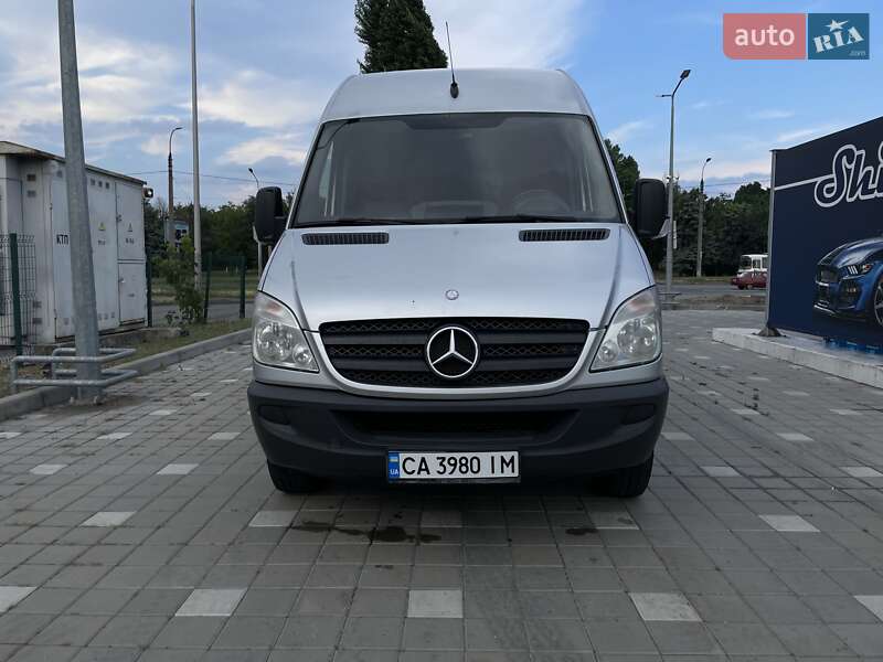 Вантажний фургон Mercedes-Benz Sprinter 2008 в Черкасах