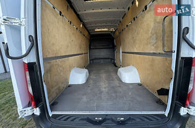 Грузовой фургон Mercedes-Benz Sprinter 2018 в 