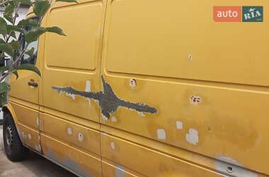 Грузовой фургон Mercedes-Benz Sprinter 2003 в 