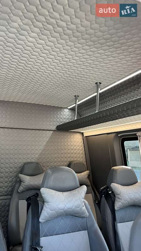 Мікроавтобус Mercedes-Benz Sprinter 2020 в Товсте