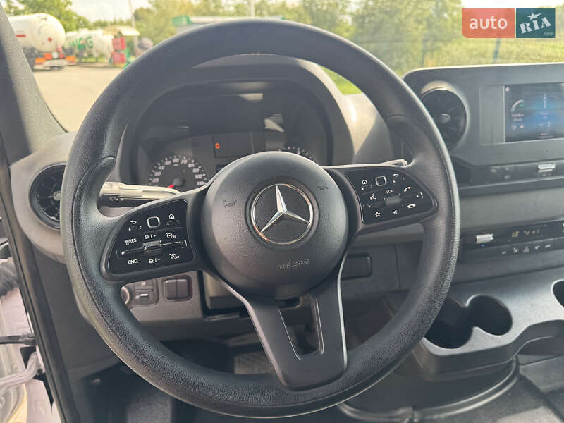 Грузовой фургон Mercedes-Benz Sprinter 2021 в Ивано-Франковске