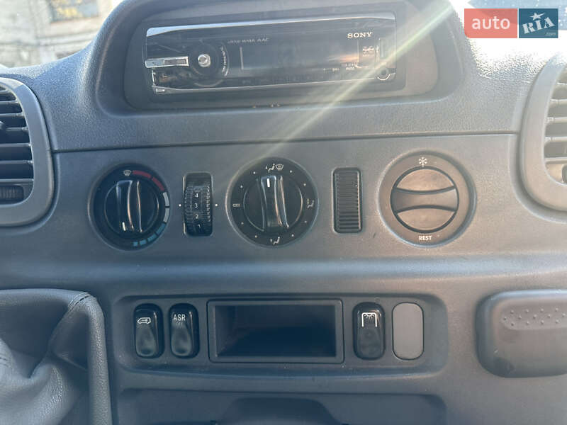 Грузовой фургон Mercedes-Benz Sprinter 2003 в Днепре