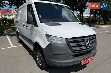 Грузовой фургон Mercedes-Benz Sprinter 2020 в 