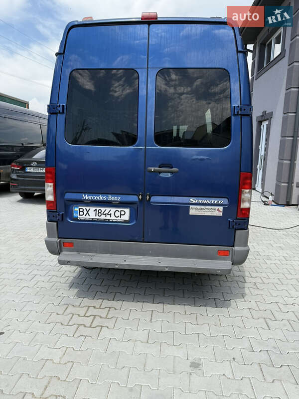 Микроавтобус Mercedes-Benz Sprinter 2005 в Хотине