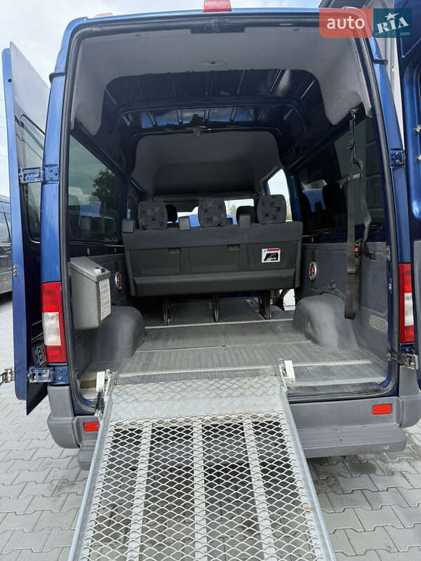 Микроавтобус Mercedes-Benz Sprinter 2005 в Хотине