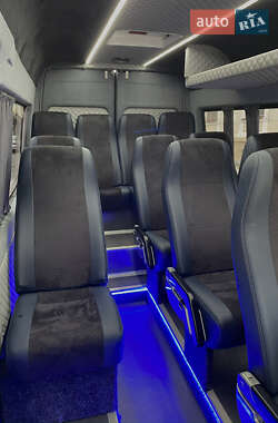 Микроавтобус Mercedes-Benz Sprinter 1998 в 