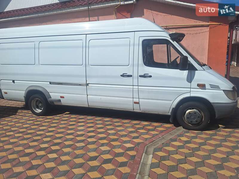 Mercedes-Benz Sprinter 2006
