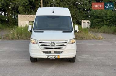 Грузовой фургон Mercedes-Benz Sprinter 2020 в 