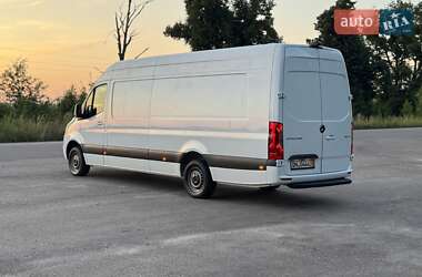 Грузовой фургон Mercedes-Benz Sprinter 2020 в 