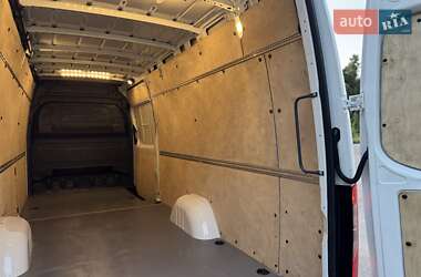 Грузовой фургон Mercedes-Benz Sprinter 2020 в 