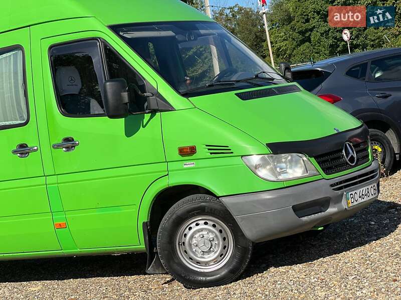 Грузопассажирский фургон Mercedes-Benz Sprinter 2006 в Стрые