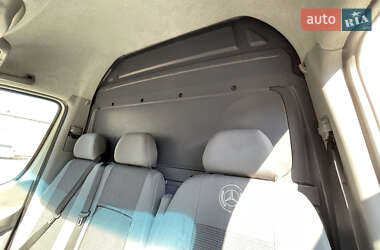 Грузовой фургон Mercedes-Benz Sprinter 2010 в 