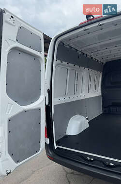Грузовой фургон Mercedes-Benz Sprinter 2020 в 