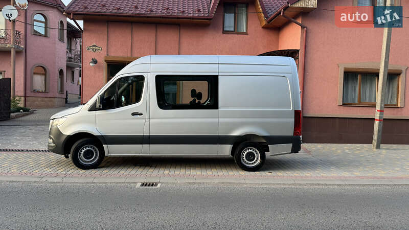 Грузовой фургон Mercedes-Benz Sprinter 2022 в Сваляве фото 31 Грузовой фургон Mercedes-Benz Sprinter 2022 в Сваляве