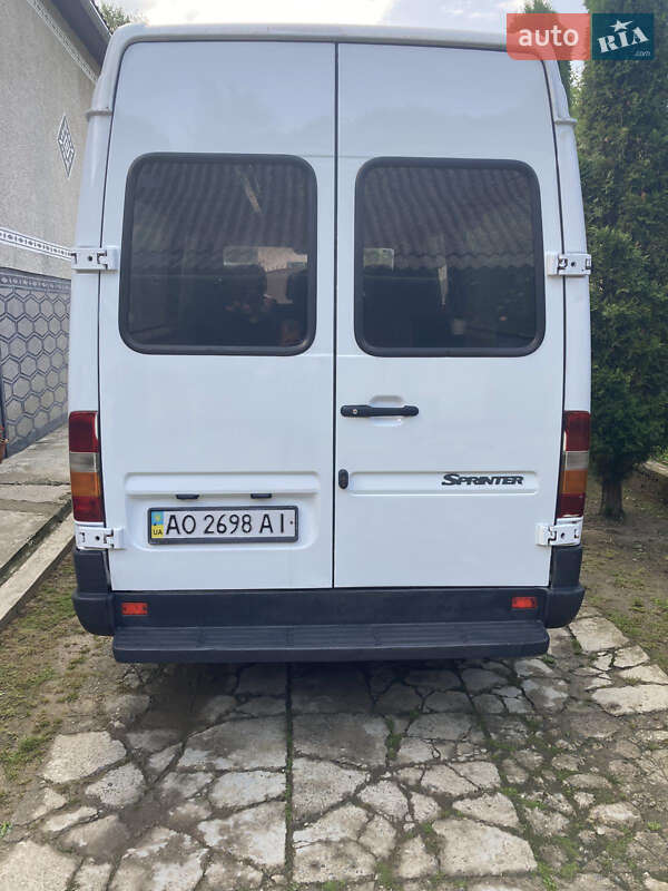 Мікроавтобус Mercedes-Benz Sprinter 2002 в Ужгороді