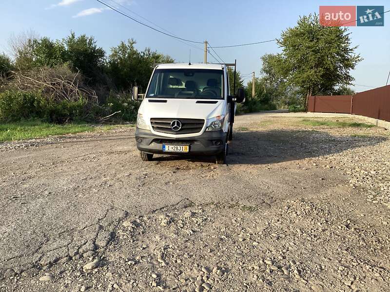 Самоскид Mercedes-Benz Sprinter 2017 в Виноградові