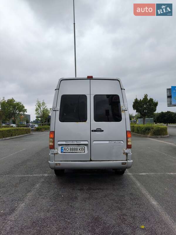 Микроавтобус Mercedes-Benz Sprinter 2005 в Сваляве