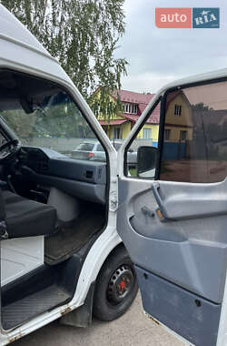 Грузовой фургон Mercedes-Benz Sprinter 2000 в 