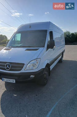 Грузовой фургон Mercedes-Benz Sprinter 2011 в Полтаве