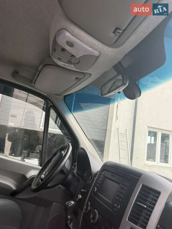 Грузовой фургон Mercedes-Benz Sprinter 2016 в Хотине