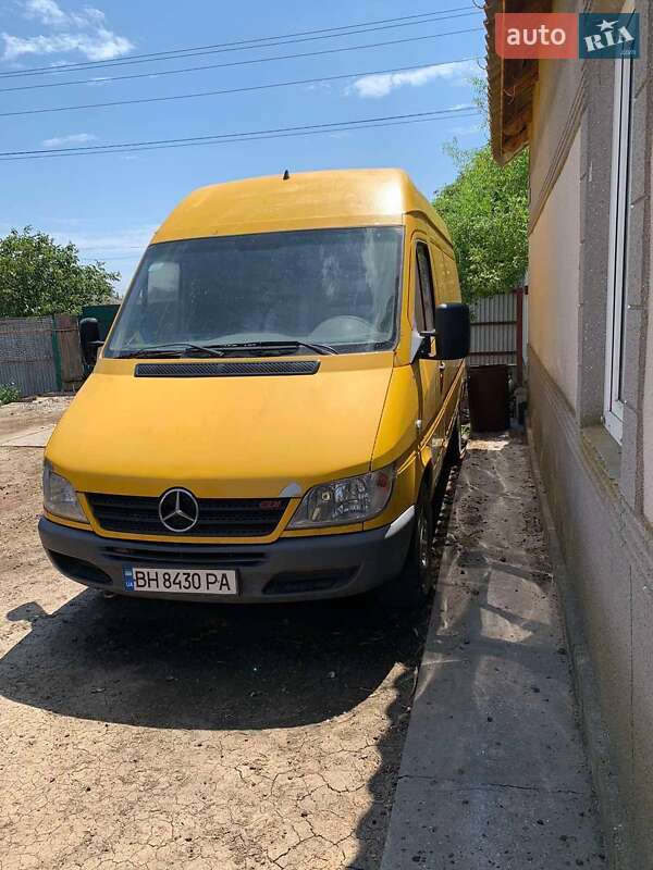 Mercedes-Benz Sprinter 2005