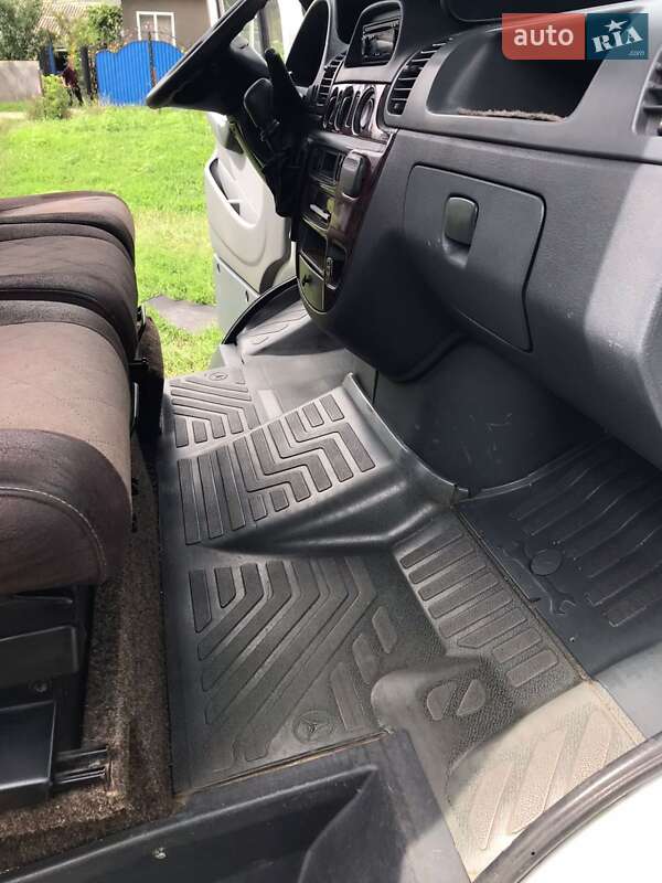 Другие автобусы Mercedes-Benz Sprinter 2003 в Черновцах