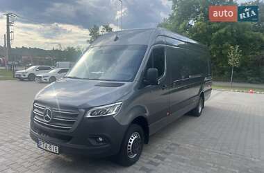 Вантажний фургон Mercedes-Benz Sprinter 2019 в Ужгороді