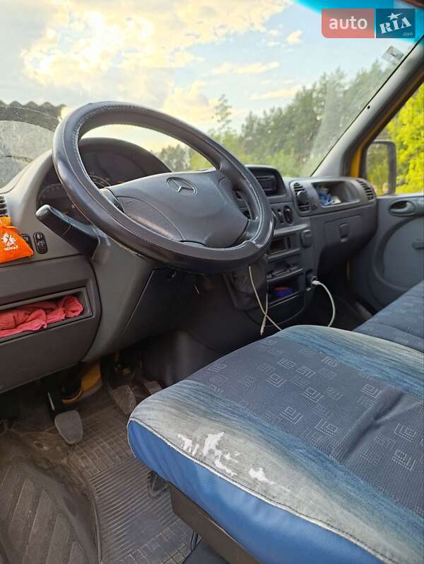 Грузовой фургон Mercedes-Benz Sprinter 2004 в Ирпене