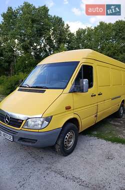 Вантажний фургон Mercedes-Benz Sprinter 2004 в  фото 16 Вантажний фургон Mercedes-Benz Sprinter 2004 в
