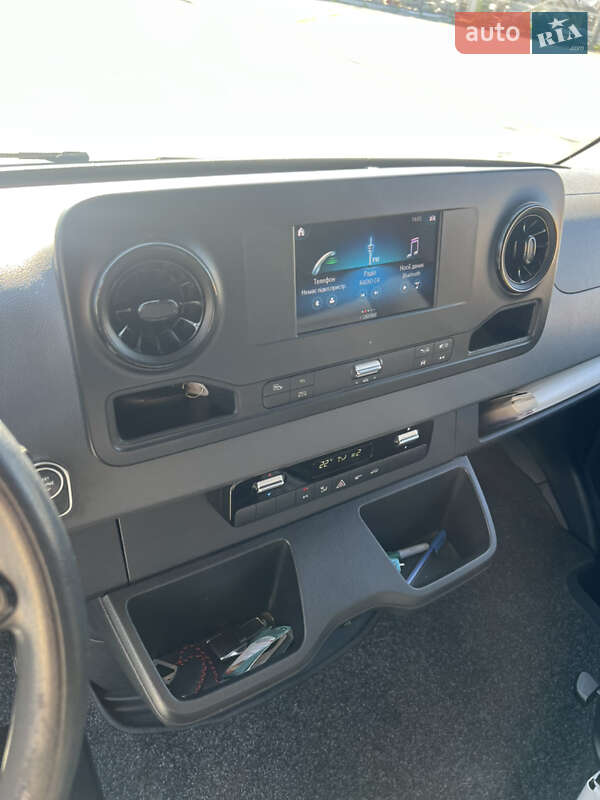 Грузовой фургон Mercedes-Benz Sprinter 2019 в Черновцах