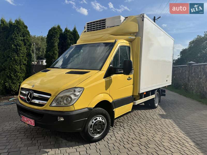 Mercedes-Benz Sprinter 2013