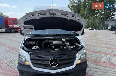 Грузовой фургон Mercedes-Benz Sprinter 2016 в 
