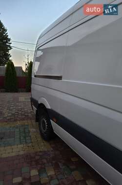 Грузовой фургон Mercedes-Benz Sprinter 2016 в  фото 11 Грузовой фургон Mercedes-Benz Sprinter 2016 в