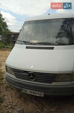 Грузовой фургон Mercedes-Benz Sprinter 1998 в Клевани
