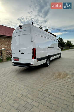 Грузовой фургон Mercedes-Benz Sprinter 2020 в 