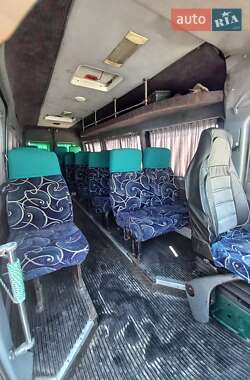 Другие автобусы Mercedes-Benz Sprinter 2002 в 