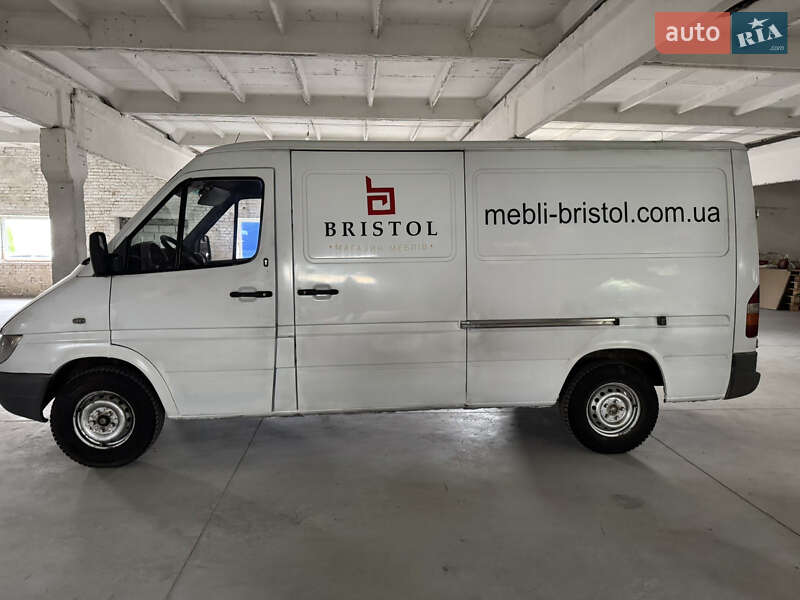 Грузовой фургон Mercedes-Benz Sprinter 2004 в Львове