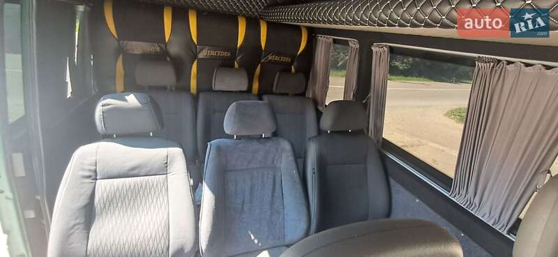 Микроавтобус Mercedes-Benz Sprinter 2003 в Рахове