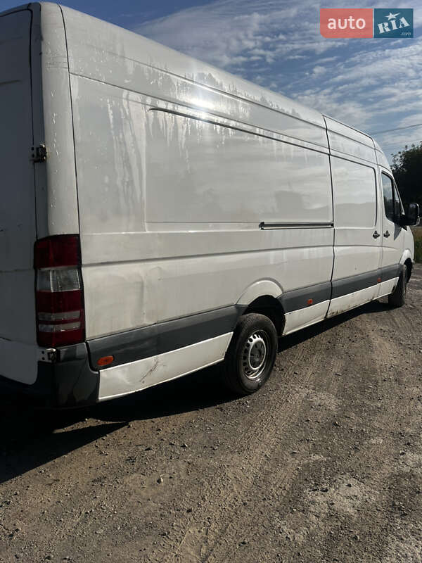 Грузовой фургон Mercedes-Benz Sprinter 2007 в Ровно