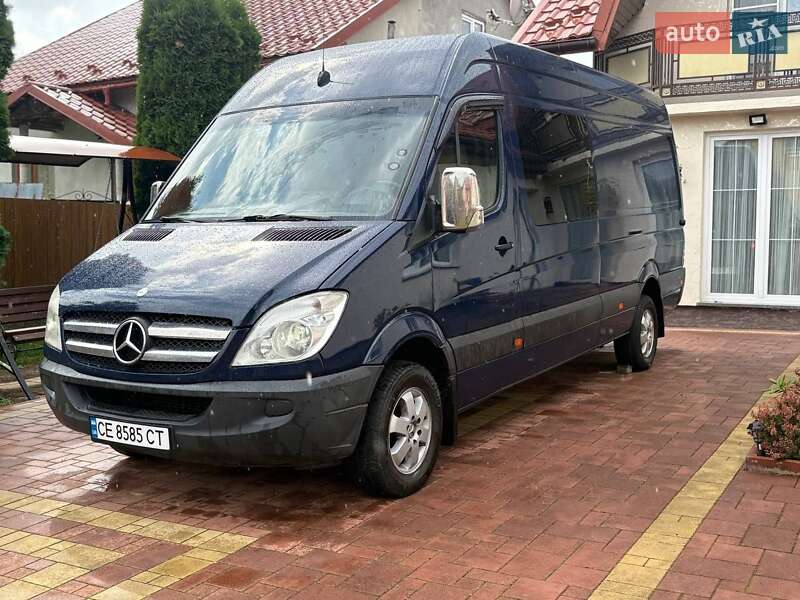 Mercedes-Benz Sprinter 2011